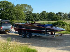 Ian's Towing Services - moving boats by road
