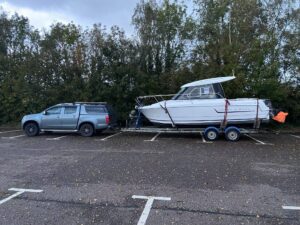 Ian's Towing Services - moving boats by road